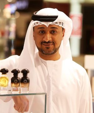 چگونه عطر ادکلن اماراتی با قیمت خرید و فروش عمده و ارزان تهیه کنیم؟